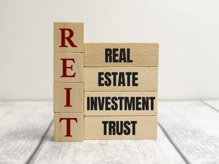 صندوق املاک و مستغلات