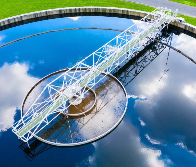 سرمایه گذاری در آب