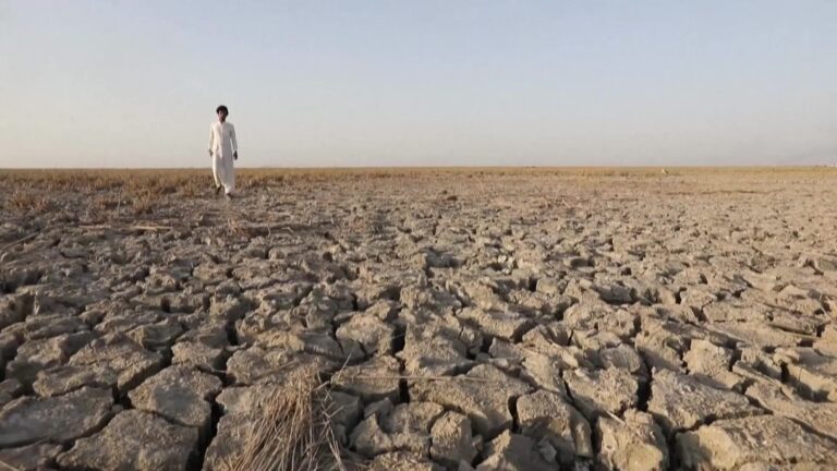 بی آبی تهران